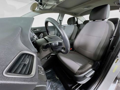 Used 2020 Hyundai Accent Limited FWD image 21