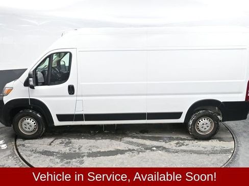 Used 2025 RAM ProMaster 2500 w/ Convenience Group image 25