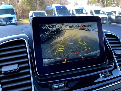 Used 2018 Mercedes-Benz GLS 450 4MATIC image 28