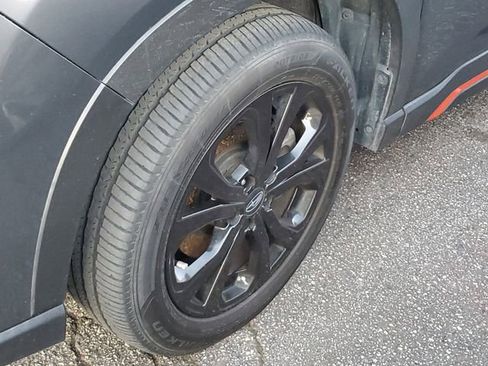 Used 2023 Subaru Forester Sport image 6