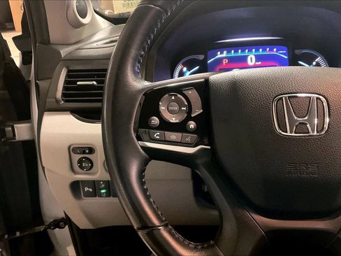 Used 2019 Honda Pilot Touring image 22