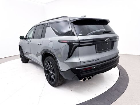 Used 2024 Chevrolet Traverse RS w/ LPO, Floor Liner Package AWD/4WD image 17