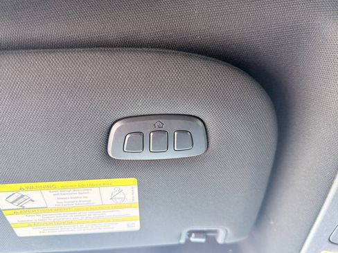 Used 2016 Ford F150 Lariat AWD/4WD image 17
