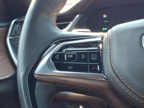 Used 2023 Jeep Grand Cherokee Summit w/ High Altitude Package AWD/4WD image 28