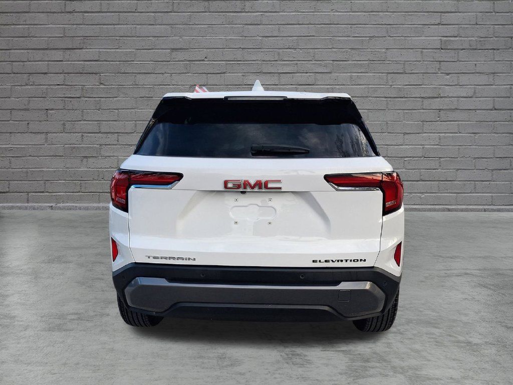 Used 2025 GMC Terrain Elevation FWD image 9