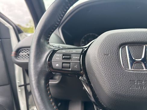 Used 2024 Honda HR-V Sport image 9