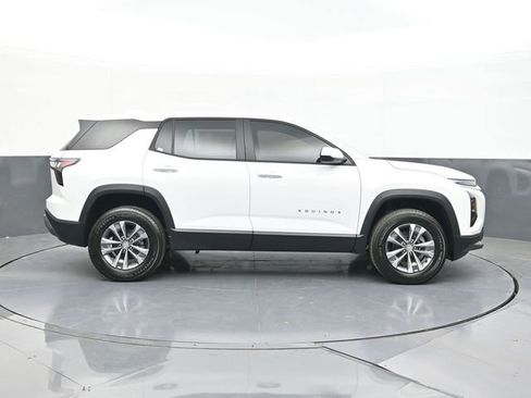 New 2026 Chevrolet Equinox LT FWD image 16