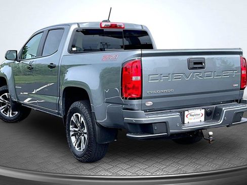 Used 2022 Chevrolet Colorado Z71 AWD/4WD image 14