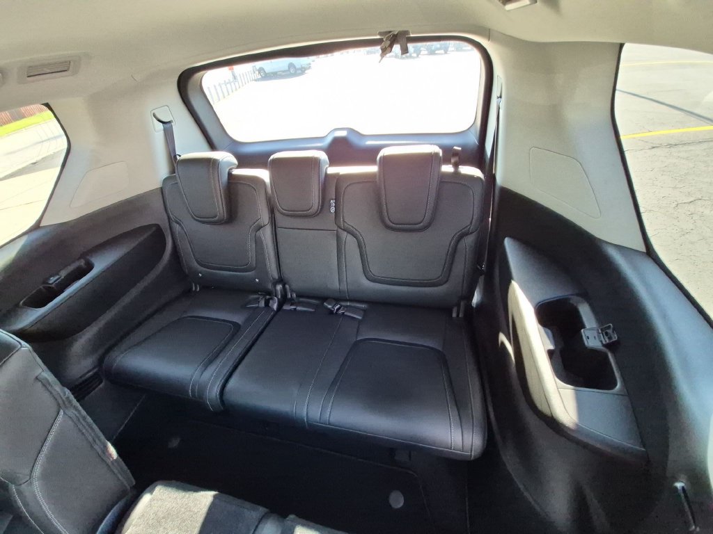 Used 2026 Nissan Armada SV AWD/4WD image 23
