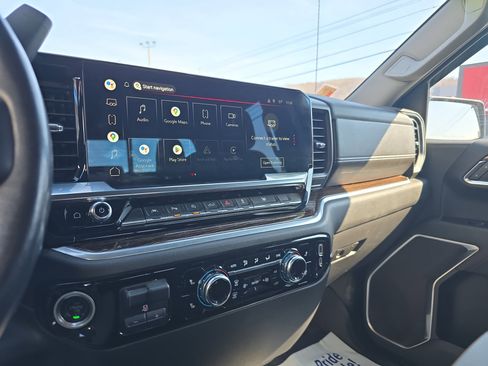 Used 2022 GMC Sierra 1500 SLE w/ Preferred Package image 23