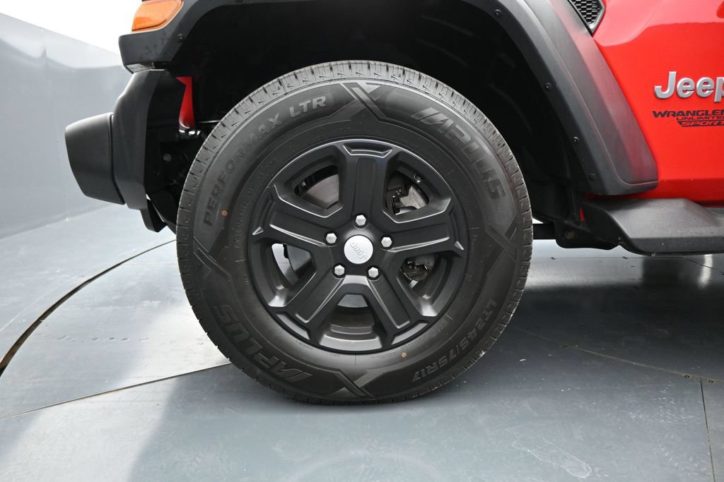 Used 2018 Jeep Wrangler Unlimited Sport S AWD/4WD image 25