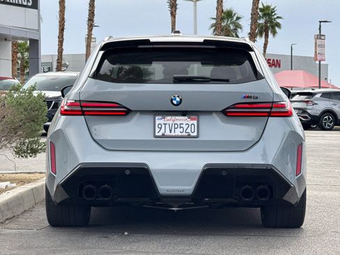 Used 2025 BMW M5 Touring image 4