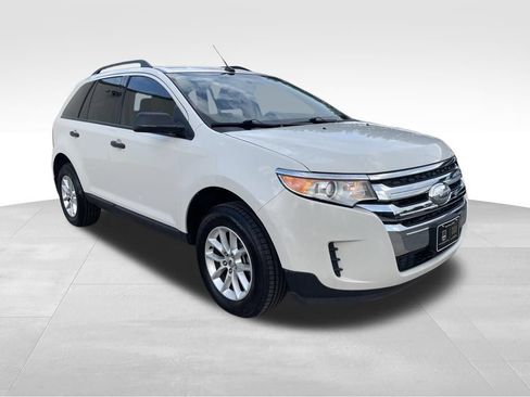 Used 2013 Ford Edge SE FWD image 3