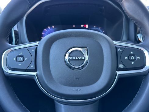 Used 2023 Volvo XC60 T8 Core image 23