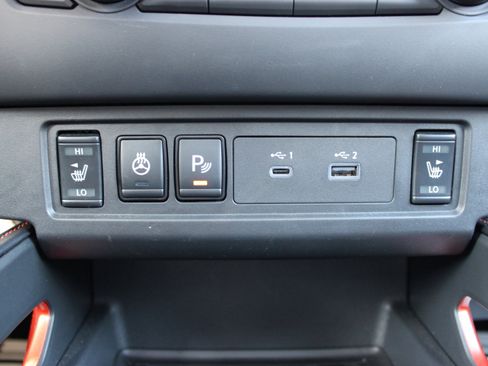 Used 2025 Nissan Frontier PRO-4X w/ Pro Premium Package image 21