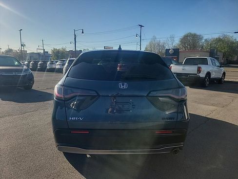 Used 2024 Honda HR-V Sport image 4