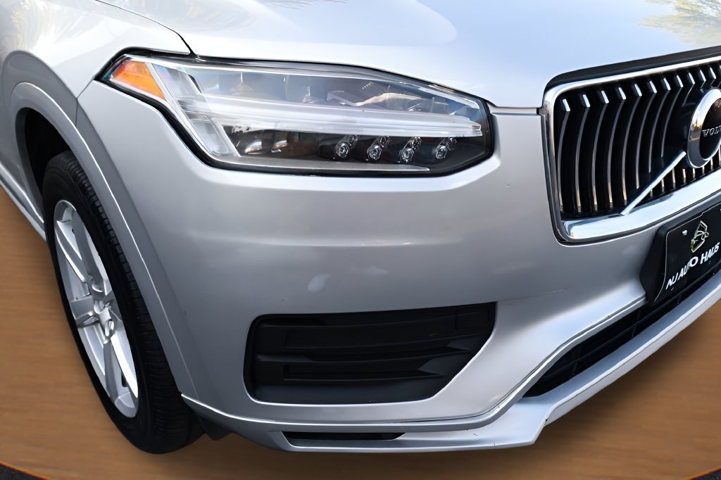 Used 2020 Volvo XC90 T6 Momentum AWD/4WD image 16
