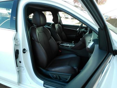 Used 2022 Genesis G70 2.0T w/ Prestige Package image 23