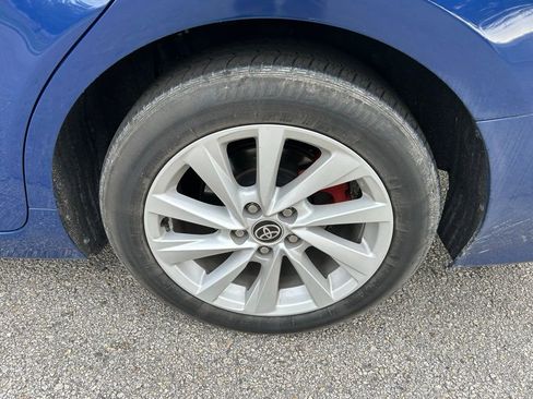 Used 2023 Toyota Camry LE image 9