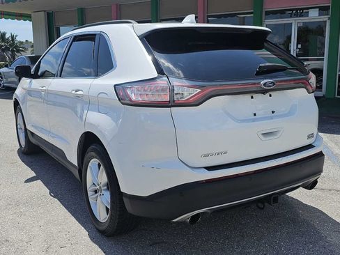 Used 2015 Ford Edge SEL FWD image 3