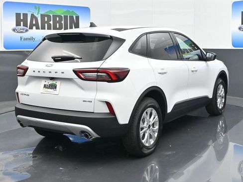 New 2025 Ford Escape Active w/ Cold Weather Package image 5