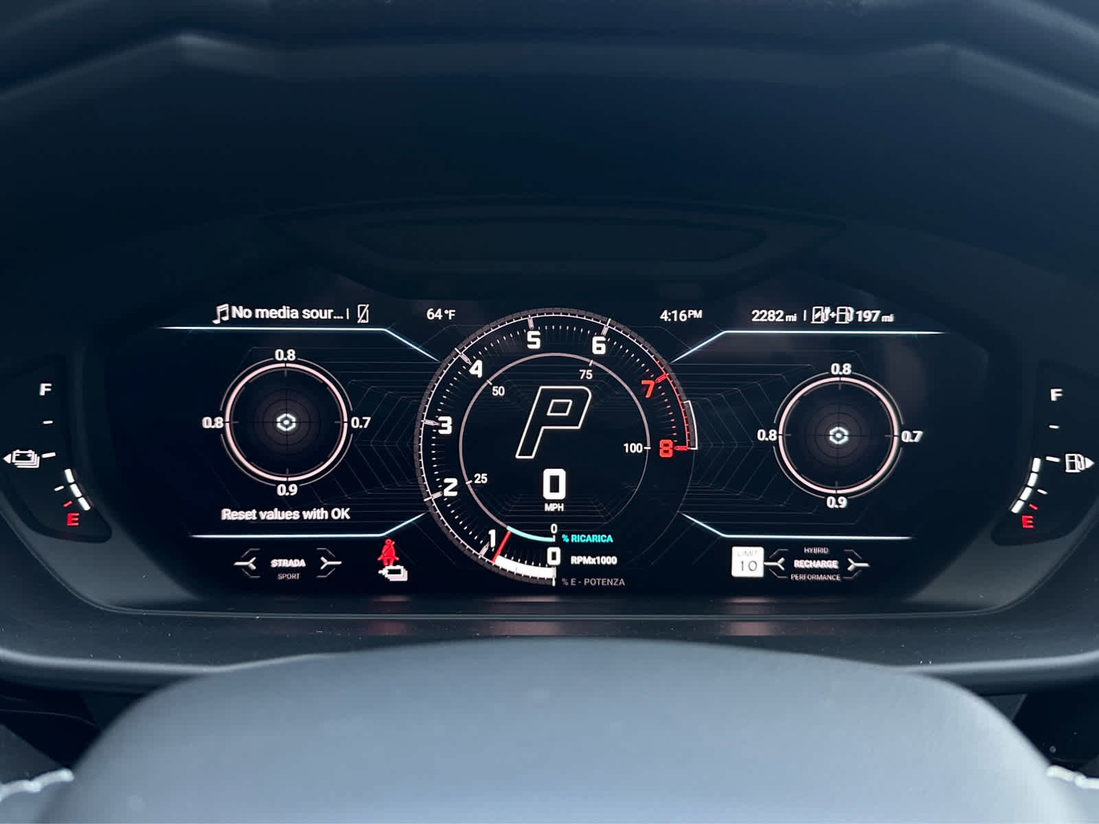 Used 2025 Lamborghini Urus Performante AWD/4WD image 18