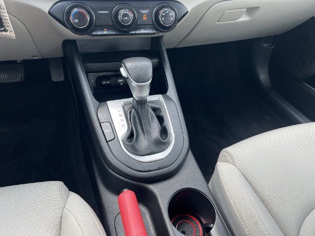 Used 2023 Kia Forte LXS w/ LXS Technology Package FWD image 22
