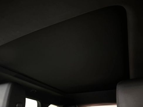 Used 2022 Land Rover Range Rover Evoque R-Dynamic S image 53