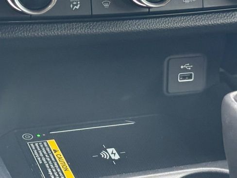 Used 2023 Honda HR-V EX-L image 6