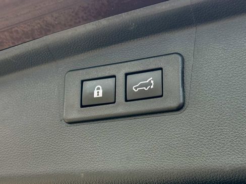 Certified 2023 Subaru Outback Limited image 13