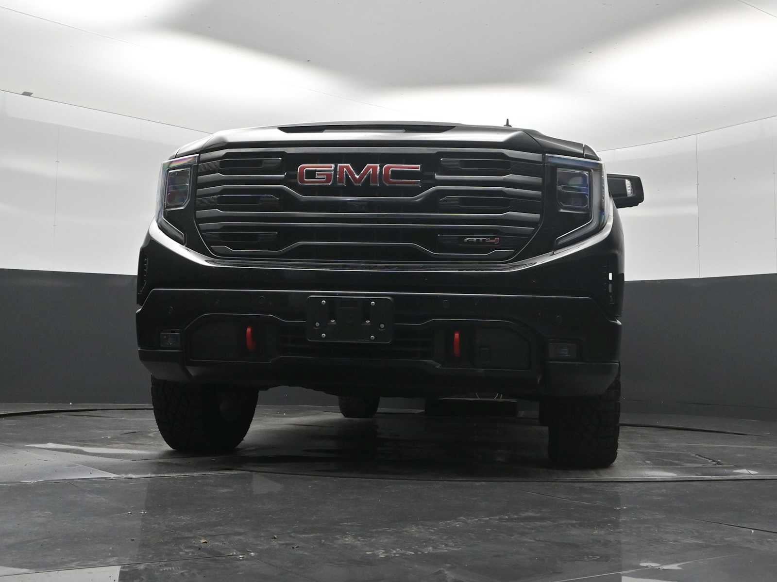 Used 2025 GMC Sierra 1500 AT4 w/ AT4 Premium Package AWD/4WD image 20