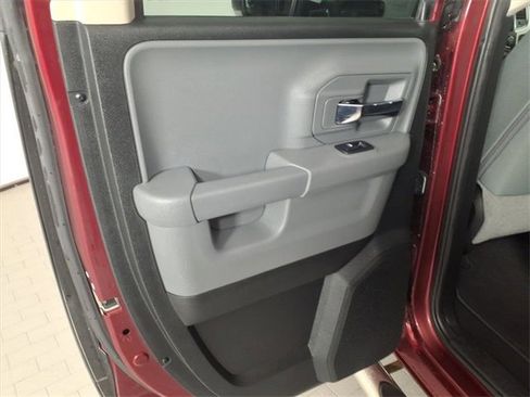 Used 2018 RAM 1500 Big Horn image 13