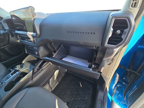 Used 2025 Ford Bronco Sport Badlands image 17