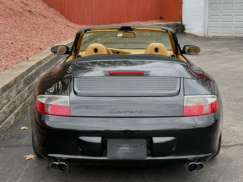 Used 2002 Porsche 911 Carrera image 8