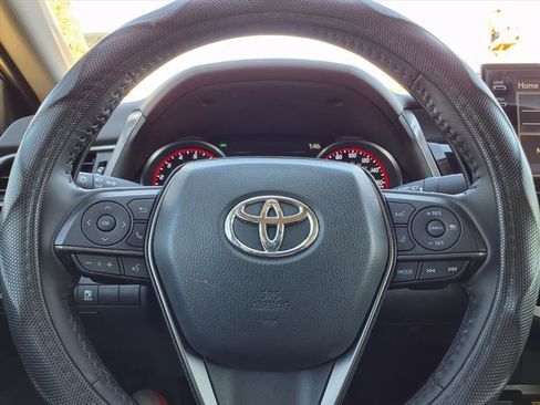 Used 2024 Toyota Camry XSE image 21