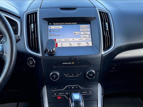 Used 2018 Ford Edge SEL w/ Equipment Group 201A image 9