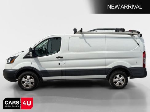 Used 2019 Ford Transit 250 130 Low Roof RWD image 4