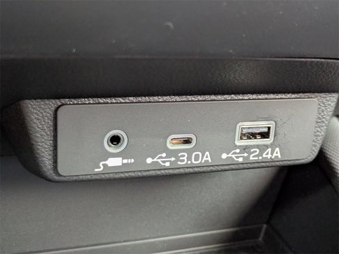 Certified 2025 Subaru Forester Premium w/ Convenience Package #2 image 20