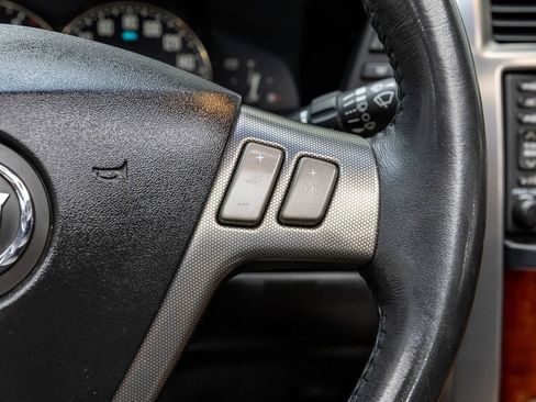 Used 2007 Cadillac XLR RWD image 25