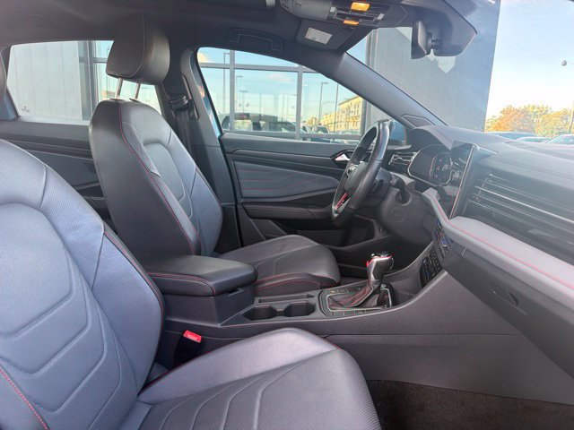 Used 2025 Volkswagen Jetta GLI Autobahn FWD image 10