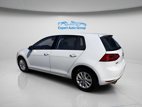 Used 2017 Volkswagen Golf S image 6