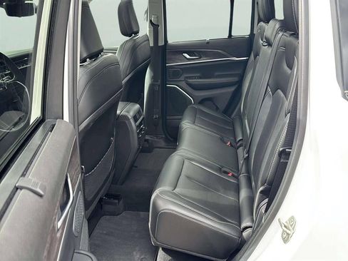 Used 2023 Jeep Grand Cherokee 4WD 4xe w/ Luxury Tech Group II image 12