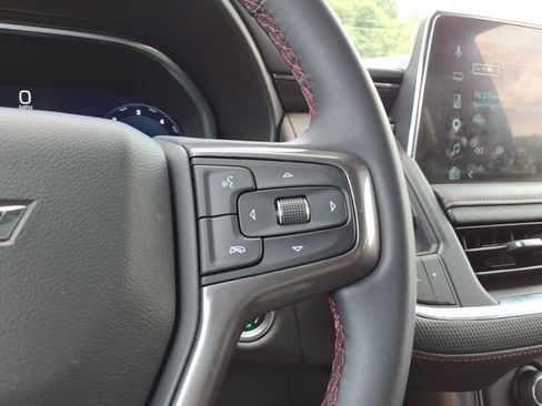 Used 2023 Chevrolet Suburban RST AWD/4WD image 26
