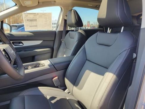 New 2025 Nissan Murano SL image 14