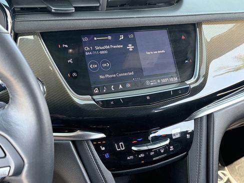 Used 2021 Cadillac XT6 Premium Luxury w/ Platinum Package AWD/4WD image 26
