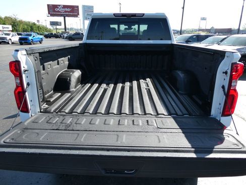 Used 2023 Chevrolet Silverado 2500 High Country w/ Z71 Off-Road Package AWD/4WD image 18