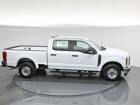 New 2026 Ford F250 XL w/ XL Chrome Package image 23