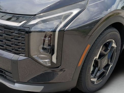 New 2026 Kia Sportage EX w/ EX Panorama Roof Package image 10