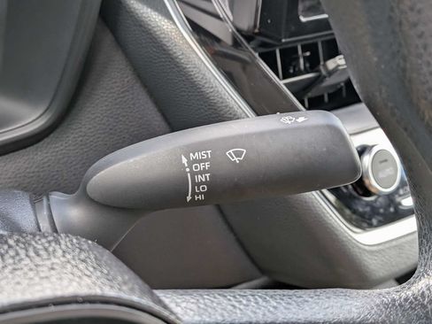Used 2025 Toyota Corolla LE FWD image 24