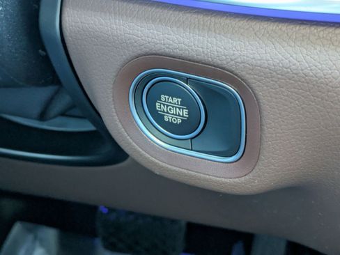 New 2026 Mercedes-Benz GLE 450e 4MATIC image 18